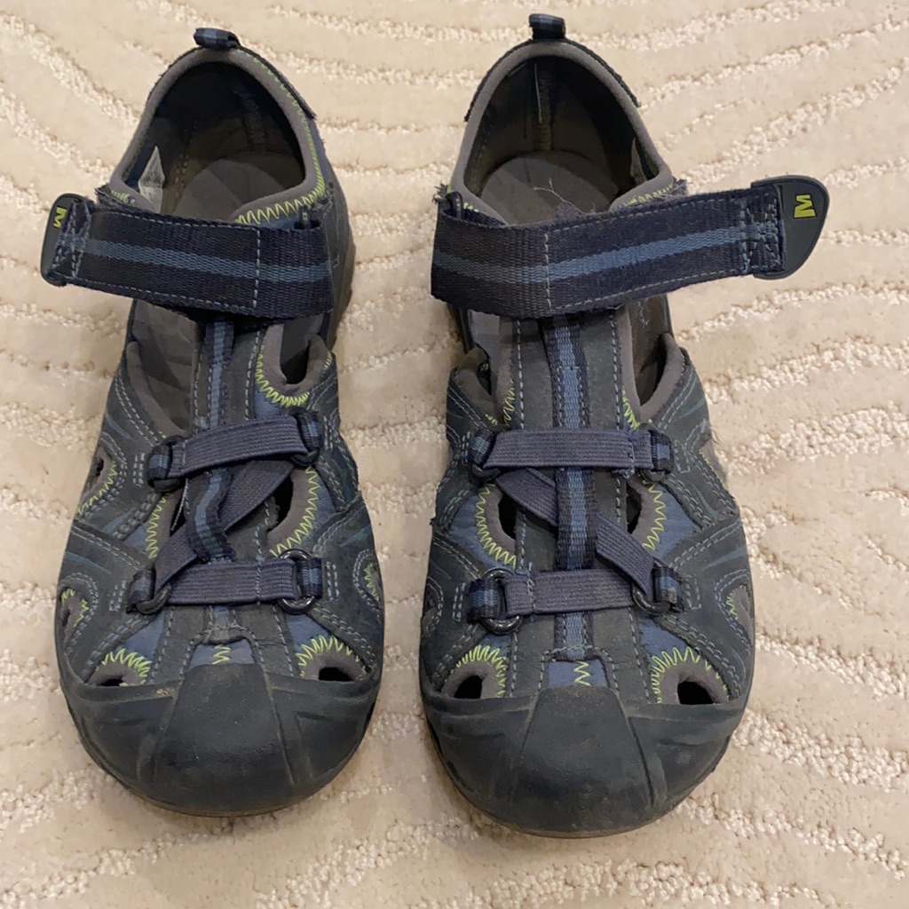 Merrell Shoes That Are Perfect For Beach Hikes